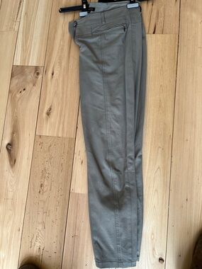 Escada Women’s Pants in Olive Green